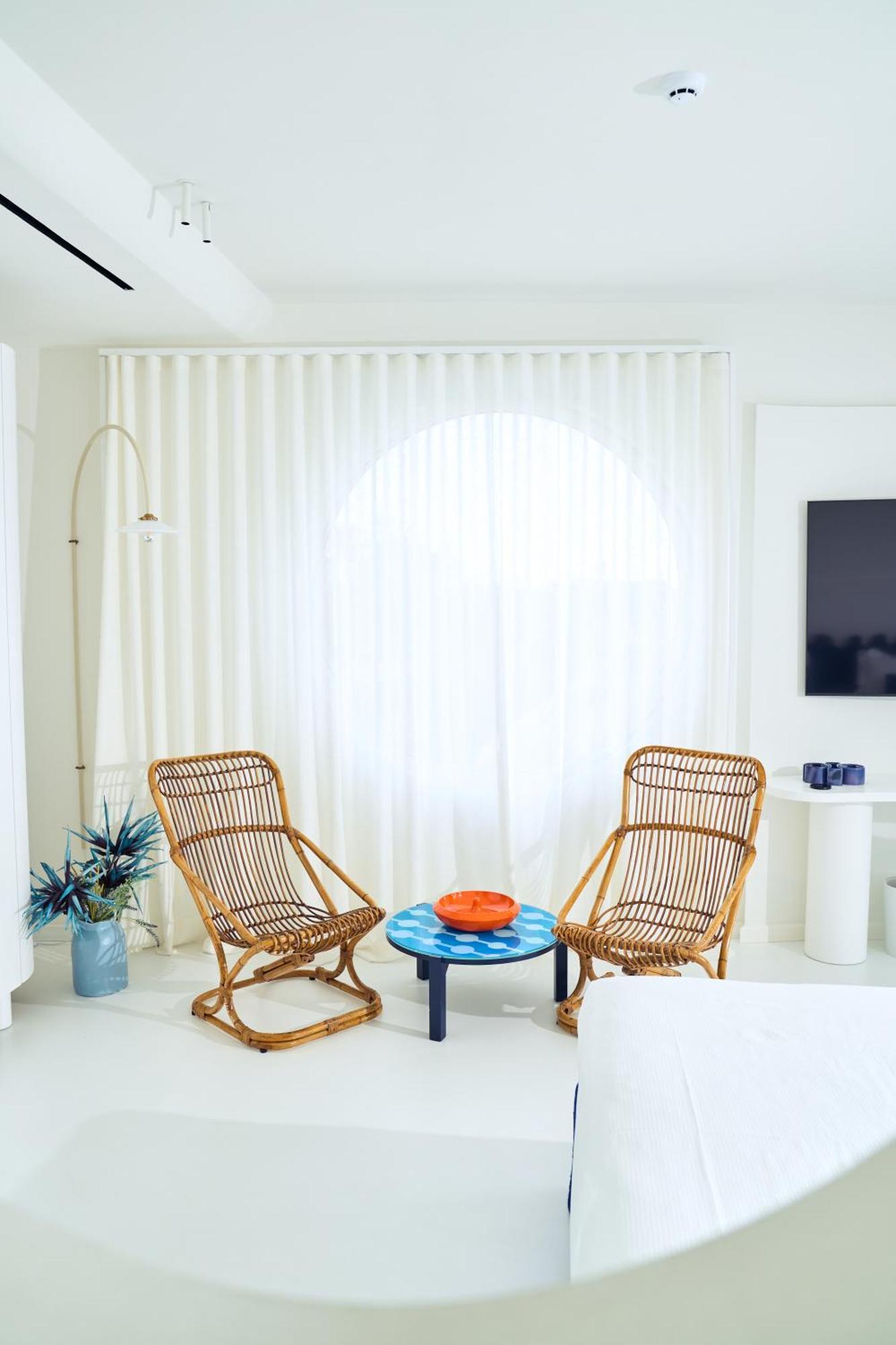 Calea Boutique Hotel Баколи Экстерьер фото