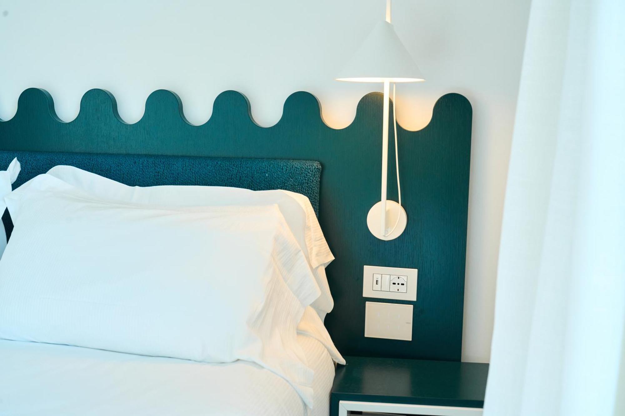 Calea Boutique Hotel Баколи Экстерьер фото