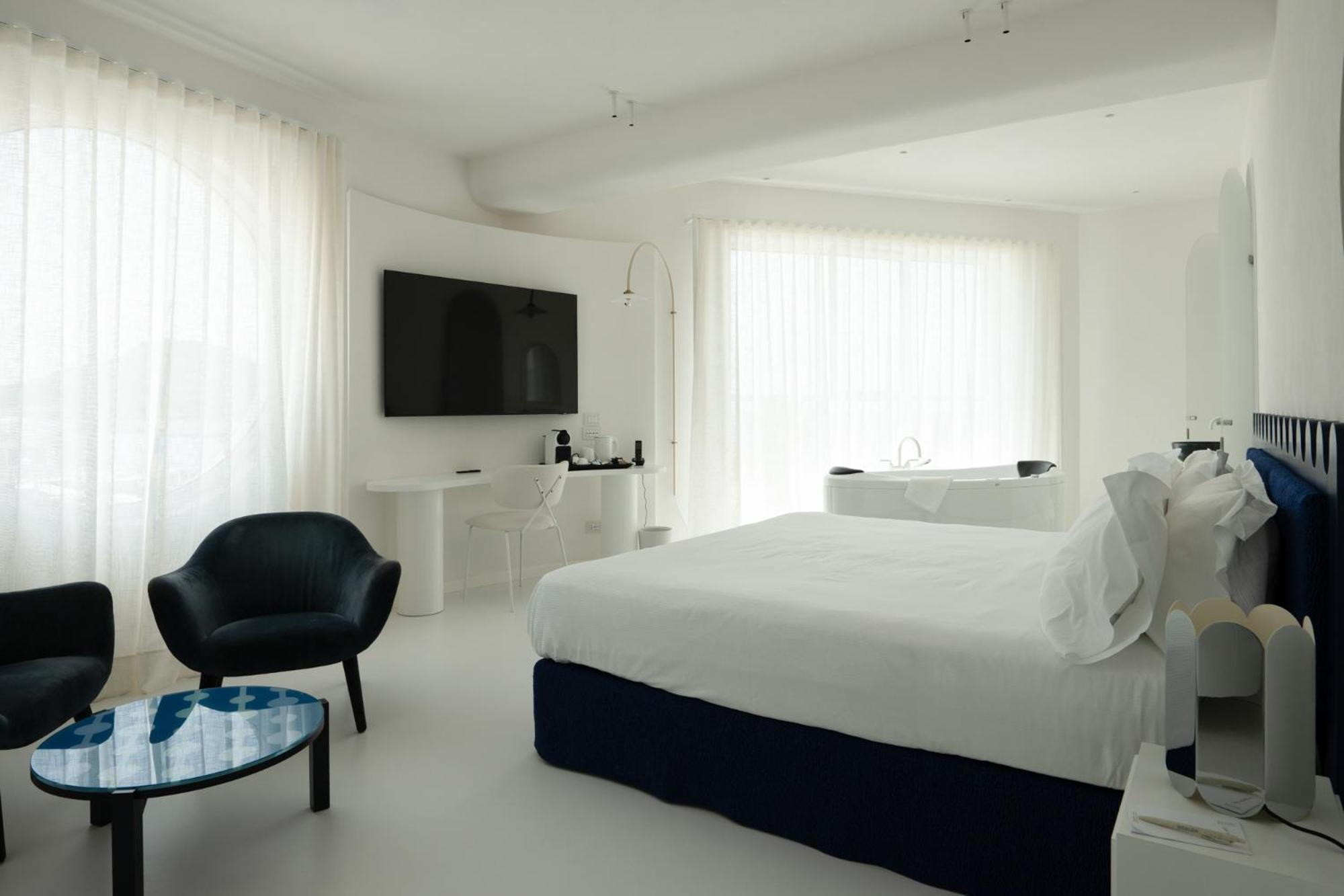 Calea Boutique Hotel Баколи Экстерьер фото